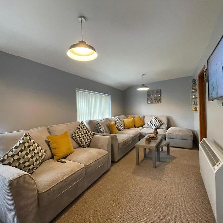 Westend Holiday Let 3 Брекън Екстериор снимка