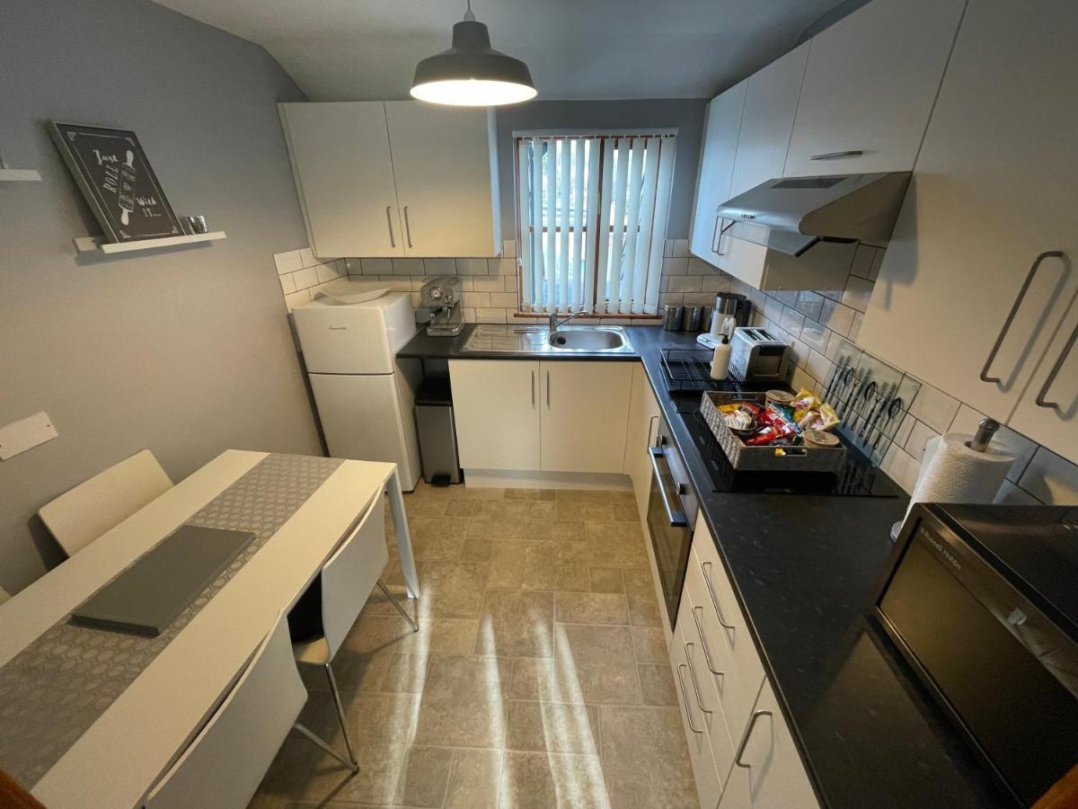 Westend Holiday Let 3 Брекън Екстериор снимка