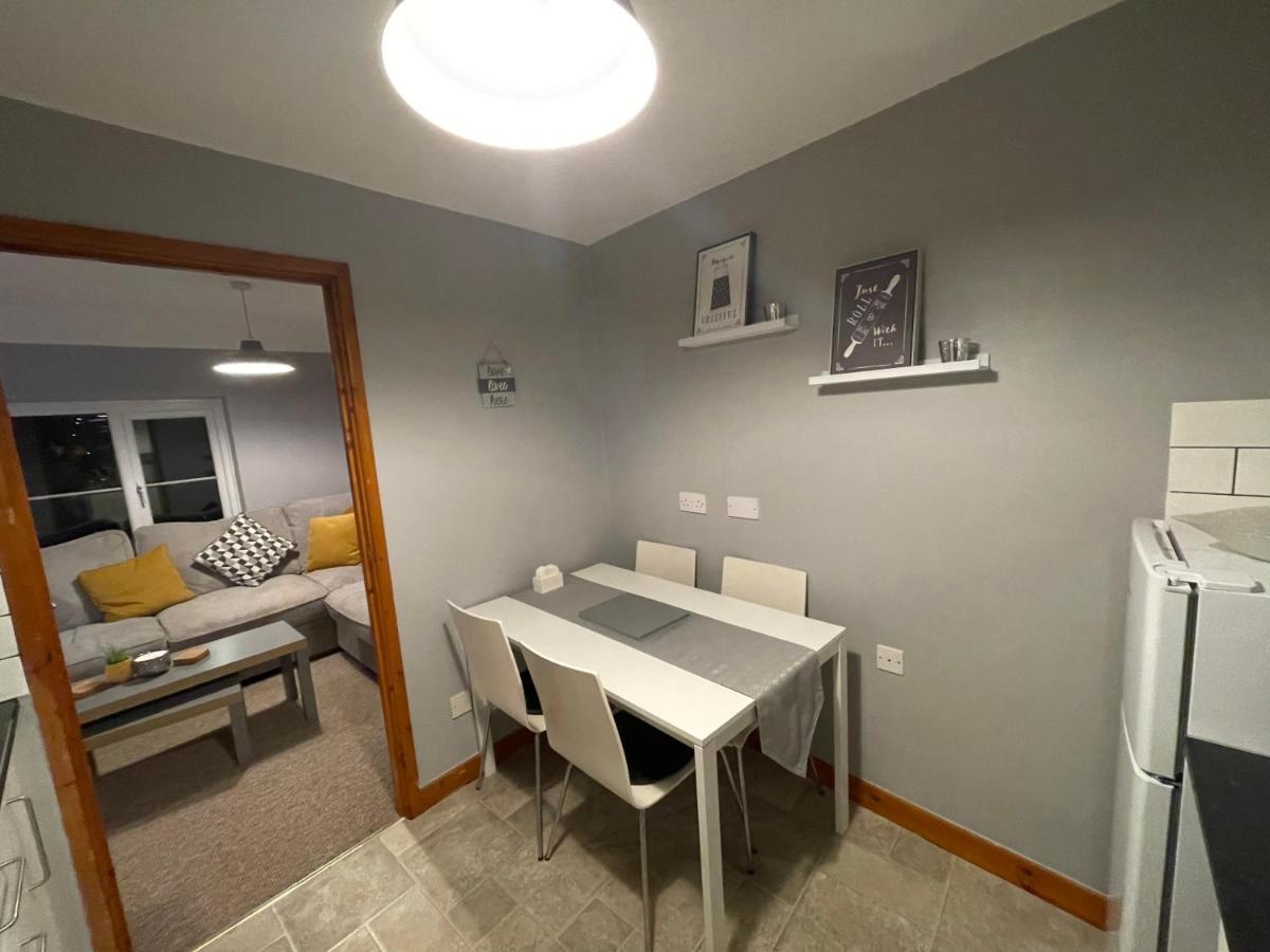 Westend Holiday Let 3 Брекън Екстериор снимка